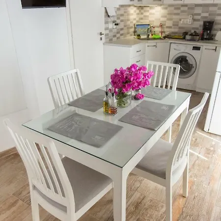 Boutique Naousa (Paros)